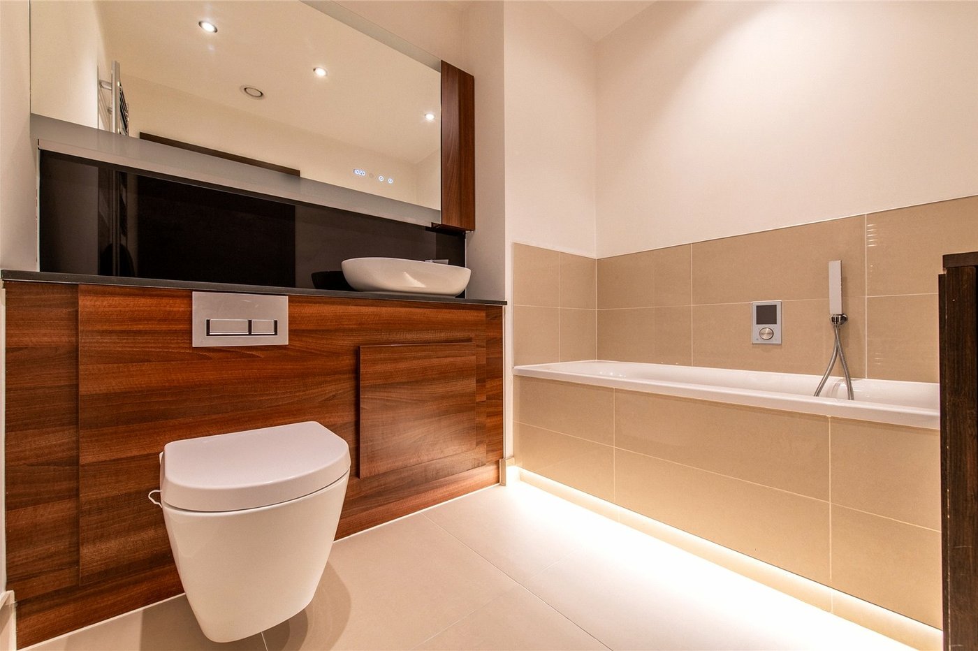 2 bedroom property for sale in Rosalind Drive | Robinson Michael & Jackson