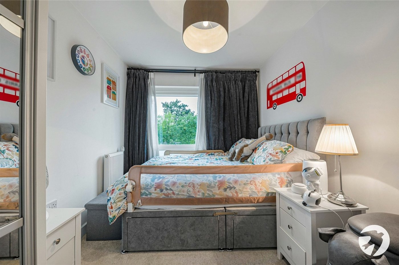 3 bedroom property for sale in Catford | Robinson Jackson
