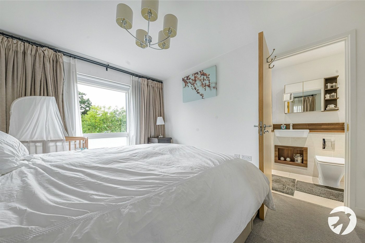 3 bedroom property for sale in Catford | Robinson Jackson