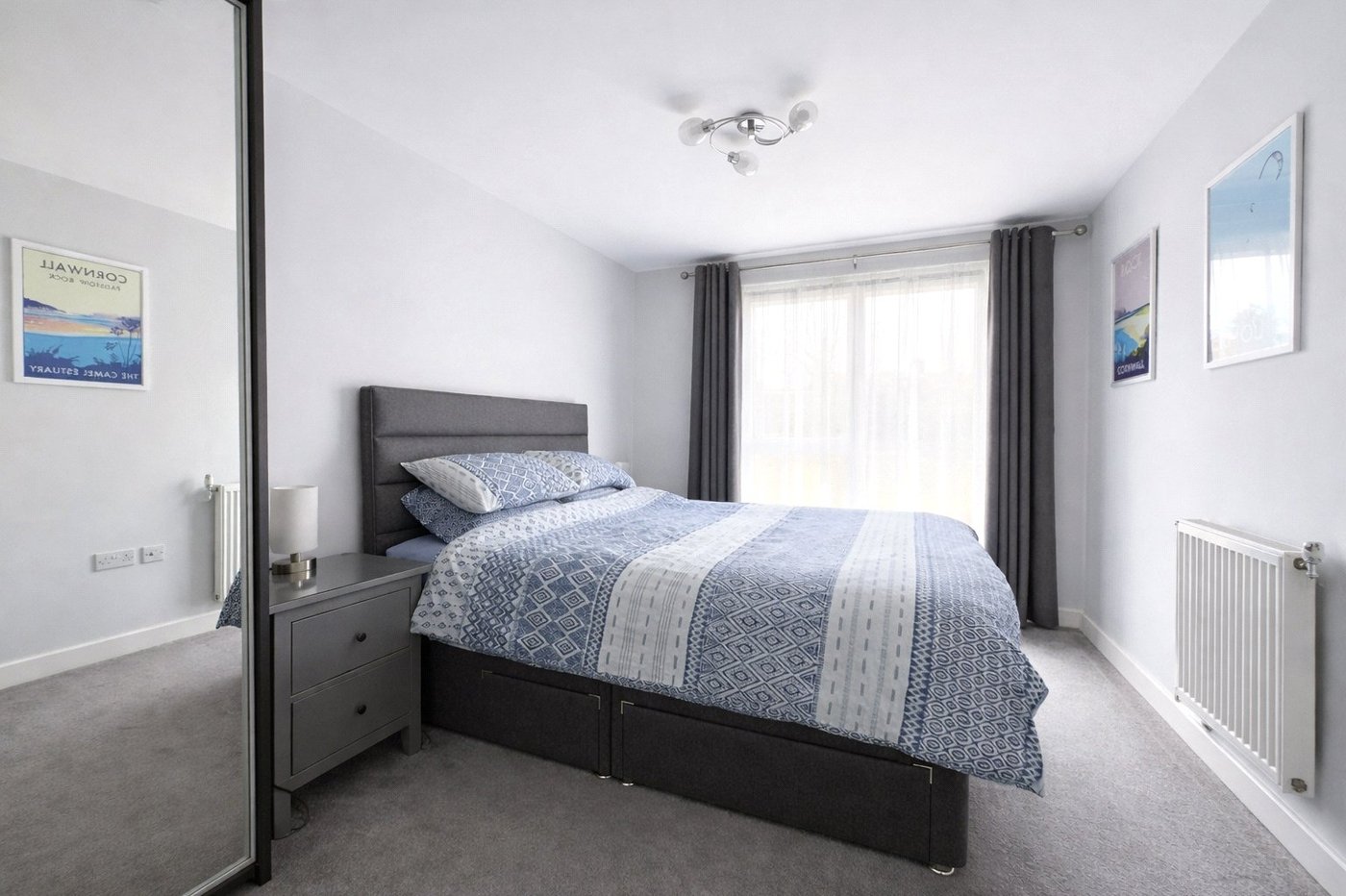 2 bedroom property for sale in London | Robinson Jackson