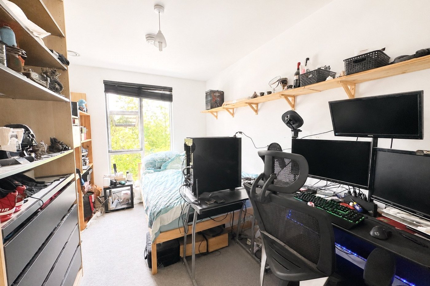 2 bedroom property for sale in London | Robinson Jackson