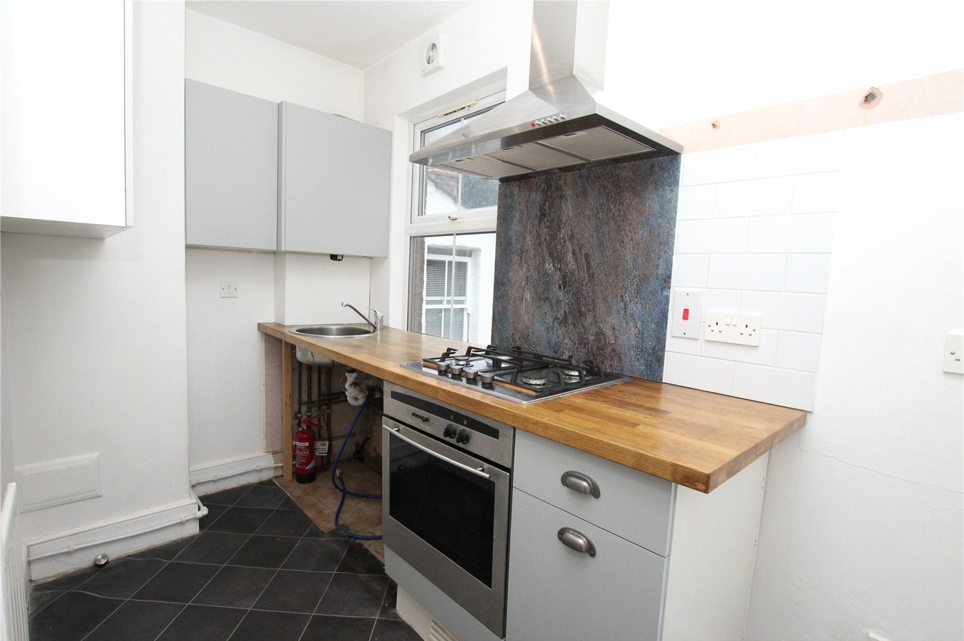 1 bedroom property for sale in London | Robinson Jackson