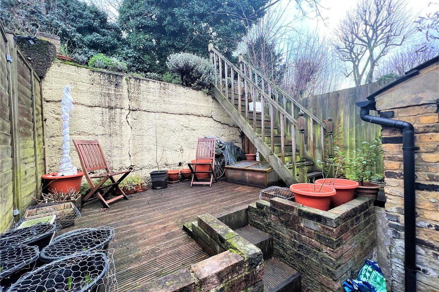 2 bedroom house for sale in Plumstead Common | Robinson Jackson