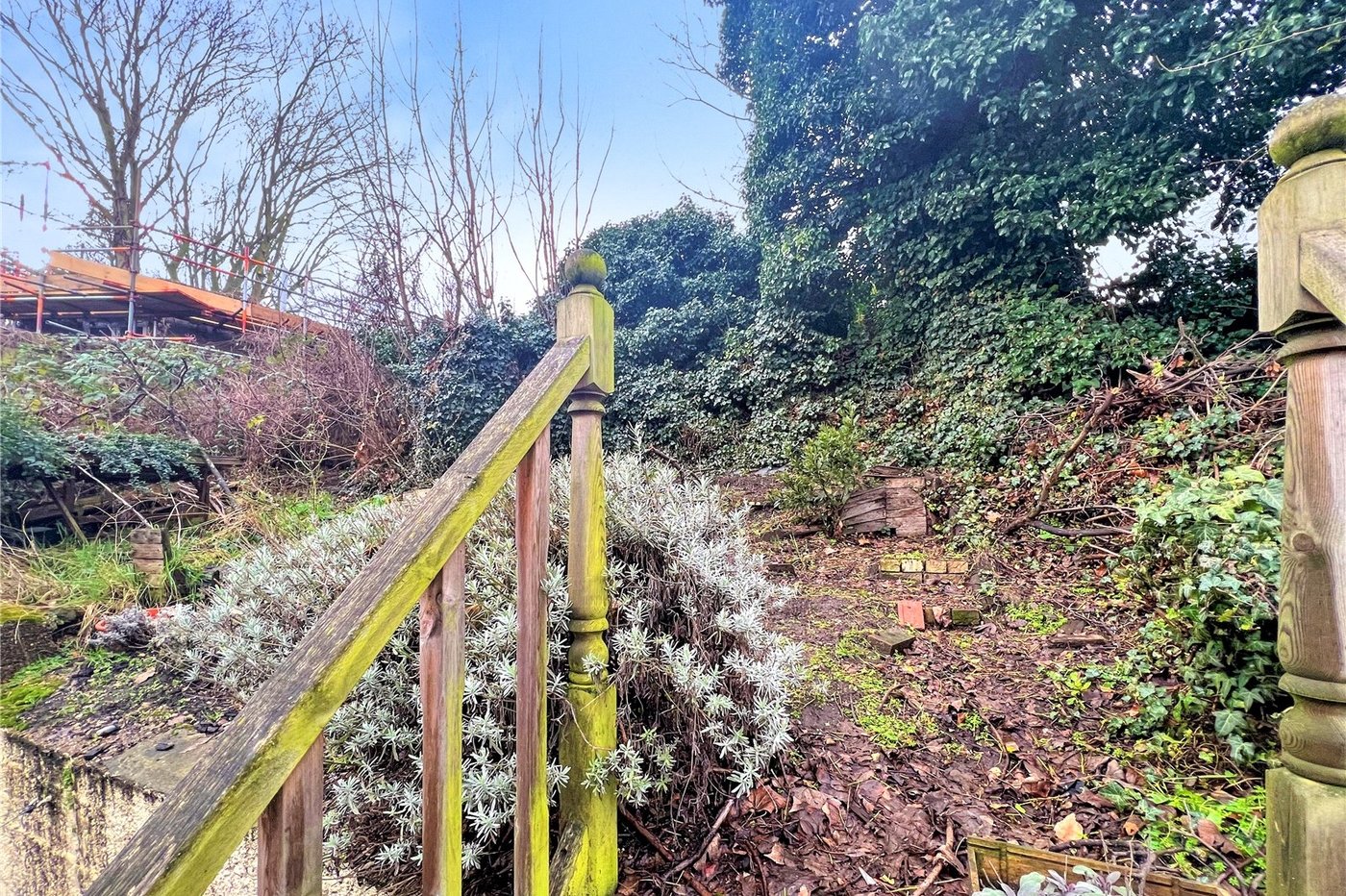 2 bedroom house for sale in Plumstead Common | Robinson Jackson