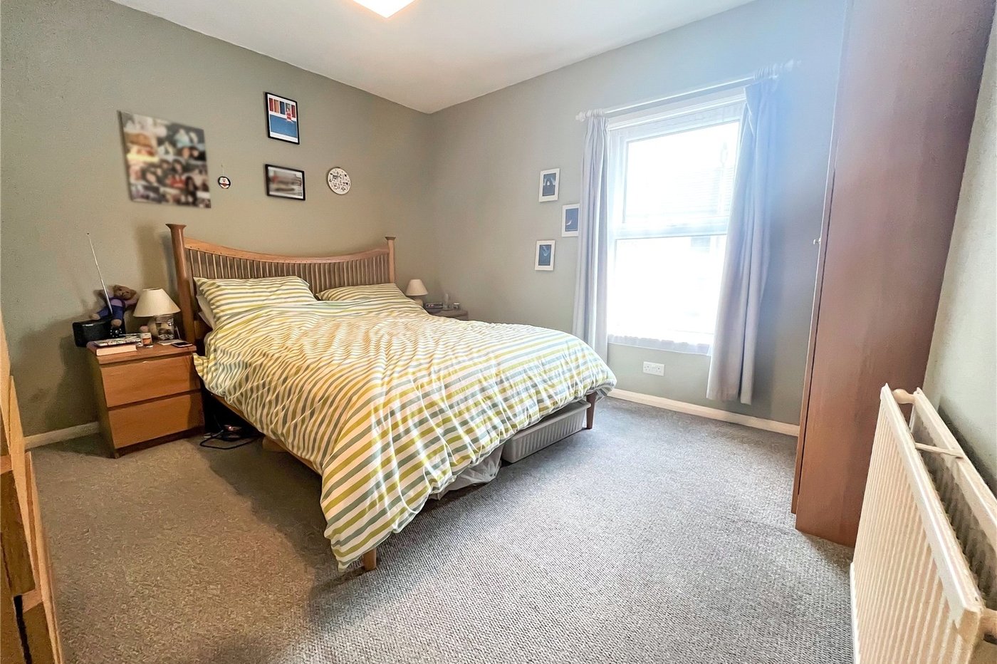 2 bedroom house for sale in Plumstead Common | Robinson Jackson