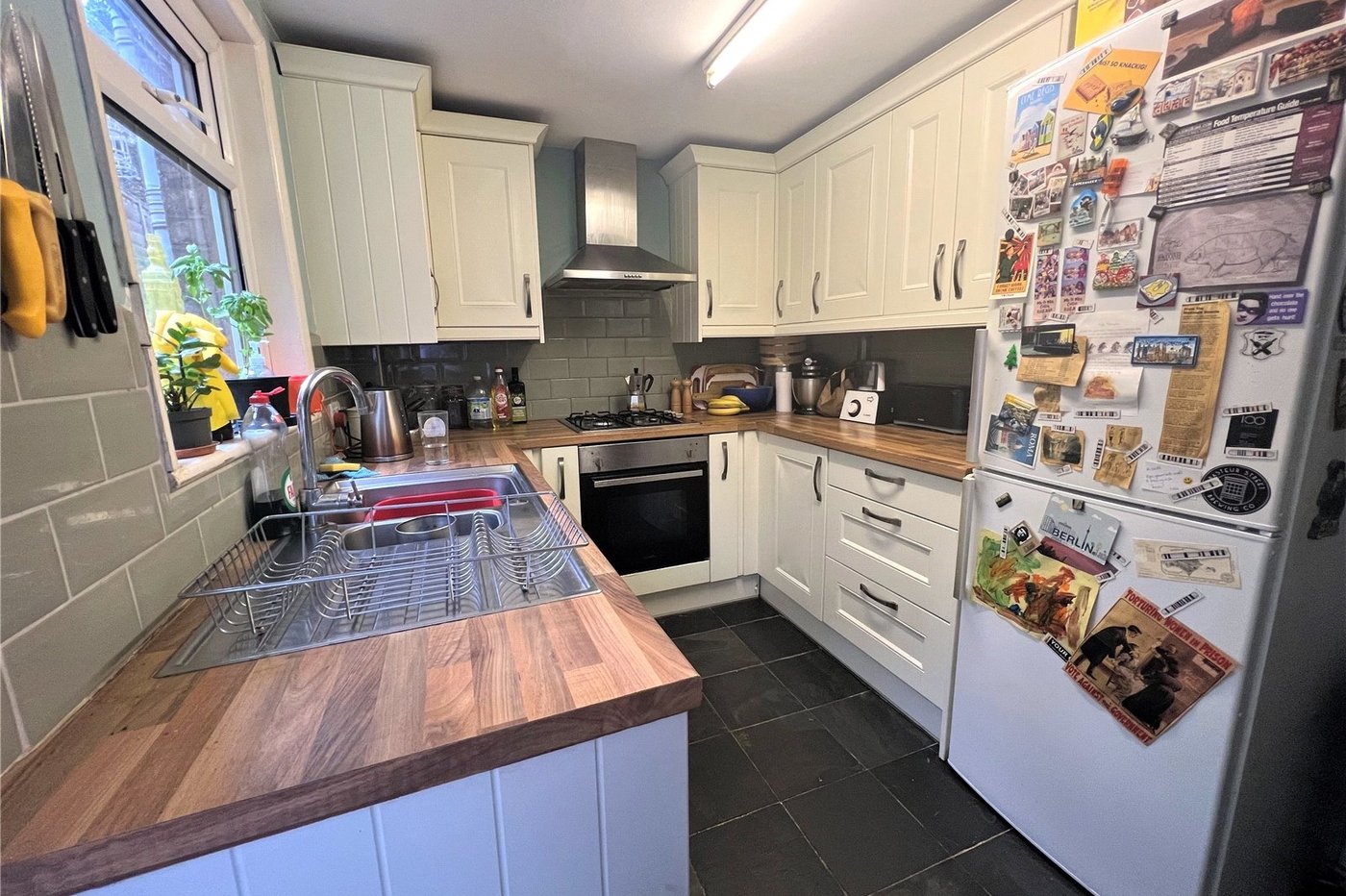 2 bedroom house for sale in Plumstead Common | Robinson Jackson