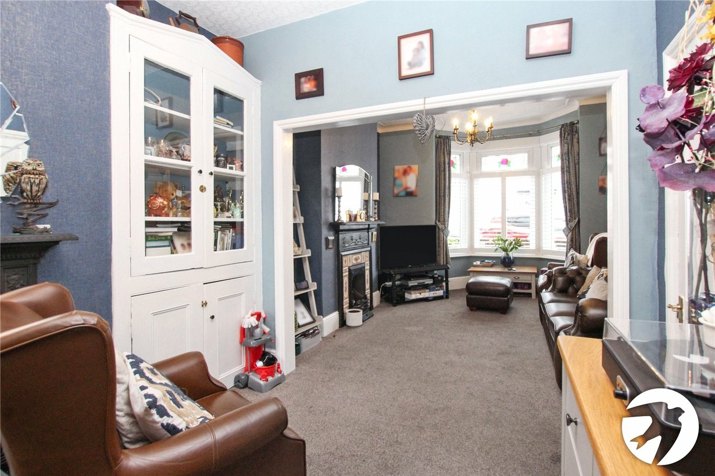 4 bedroom house for sale in Plumstead Common | Robinson Jackson