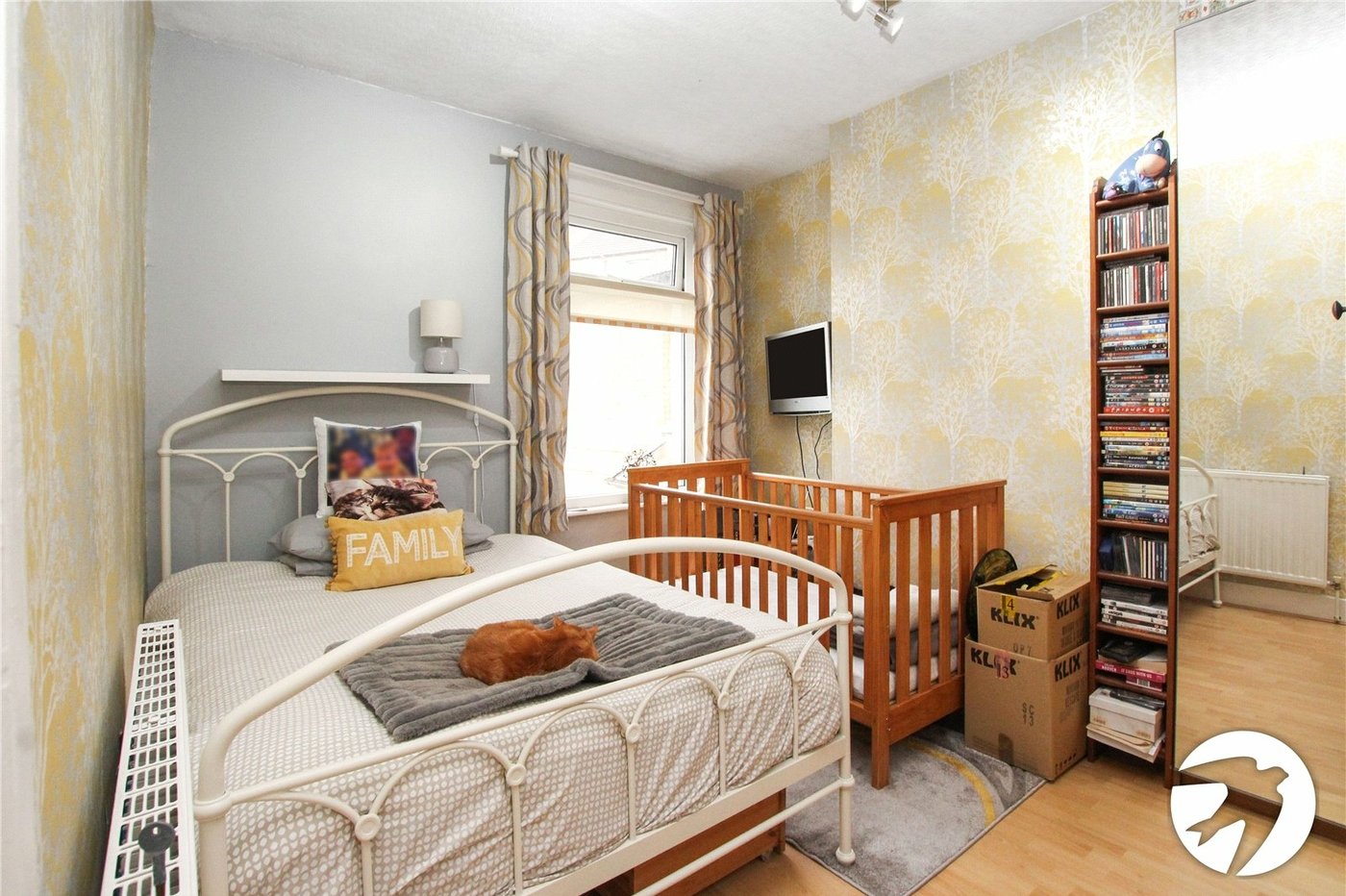 4 bedroom house for sale in Plumstead Common | Robinson Jackson