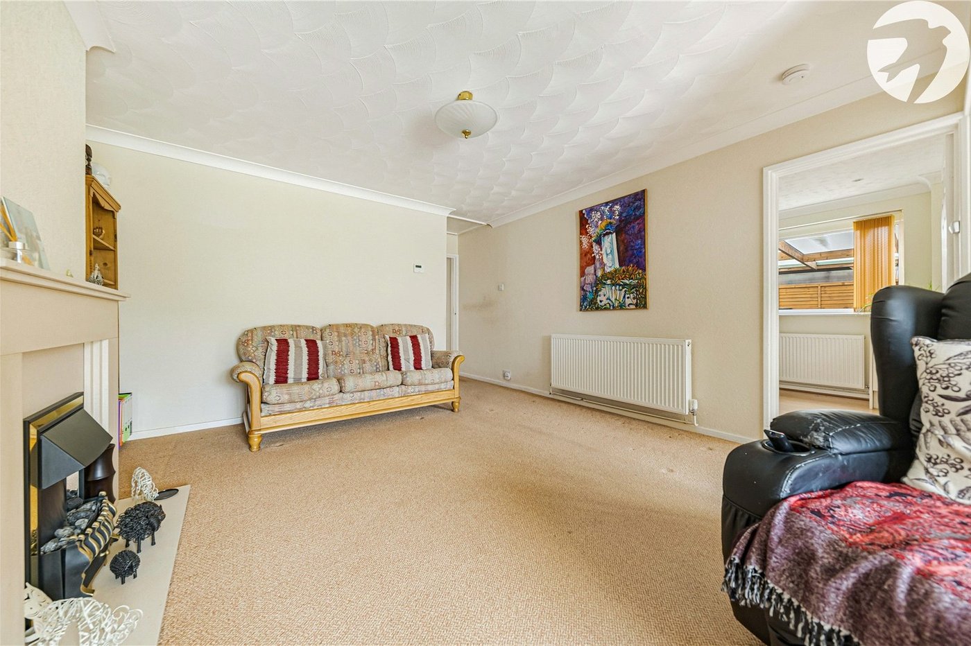 2 bedroom bungalow for sale in Dartford | Robinson Jackson