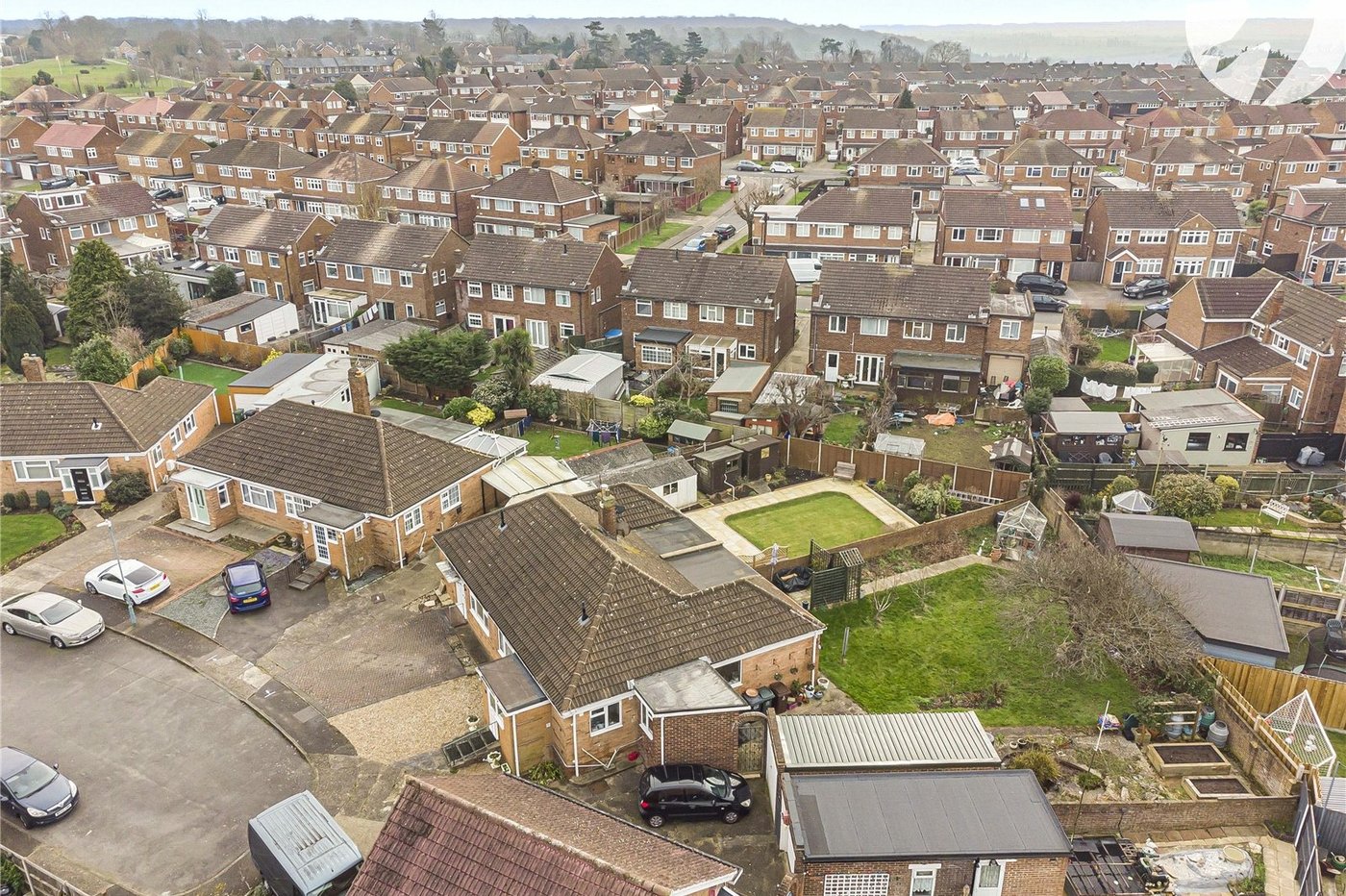 2 bedroom bungalow for sale in Dartford | Robinson Jackson