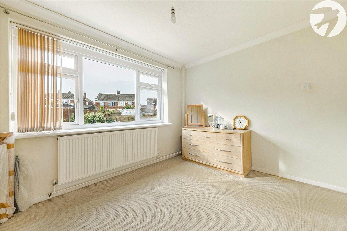 2 bedroom bungalow for sale in Dartford | Robinson Jackson