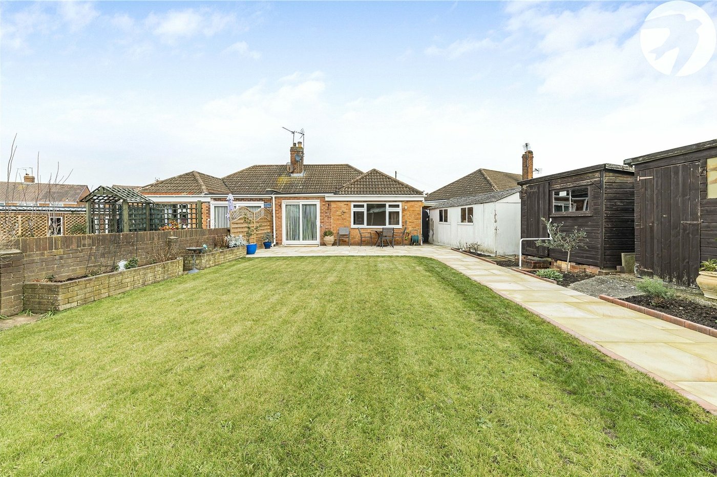 2 bedroom bungalow for sale in Dartford | Robinson Jackson