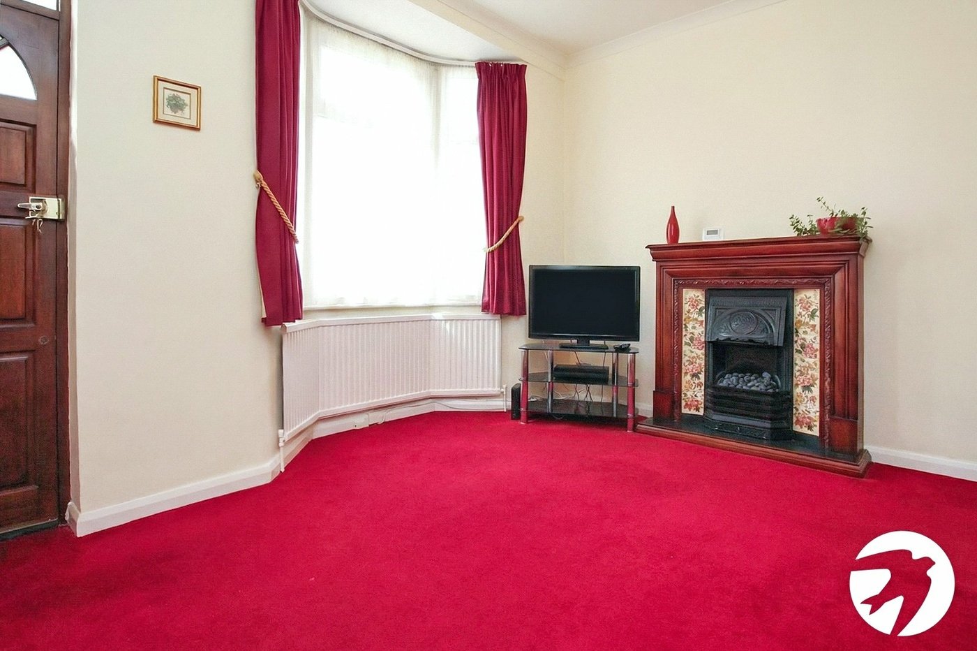 2 bedroom house for sale in London | Robinson Jackson
