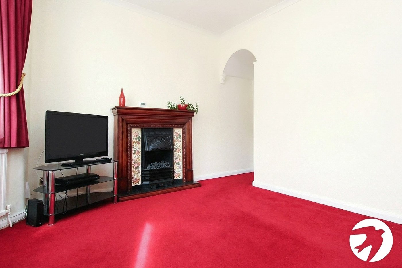 2 bedroom house for sale in London | Robinson Jackson