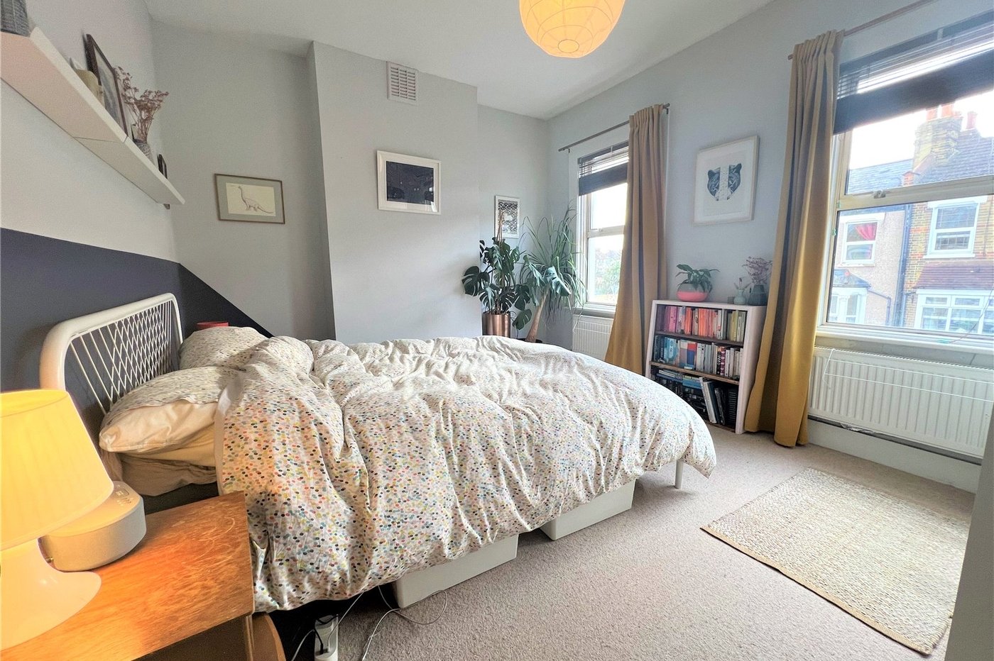 2 bedroom house for sale in Plumstead Common | Robinson Jackson