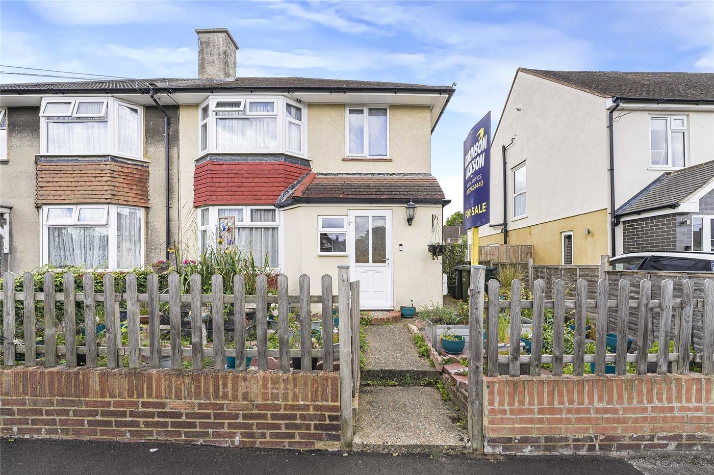3 bedroom house for sale in Swanscombe | Robinson Jackson