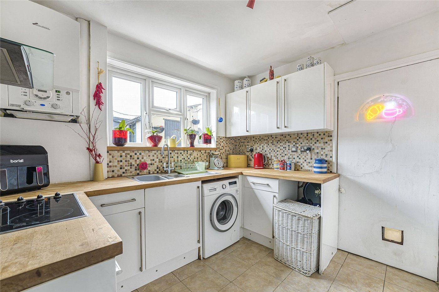 3 bedroom house for sale in Swanscombe | Robinson Jackson