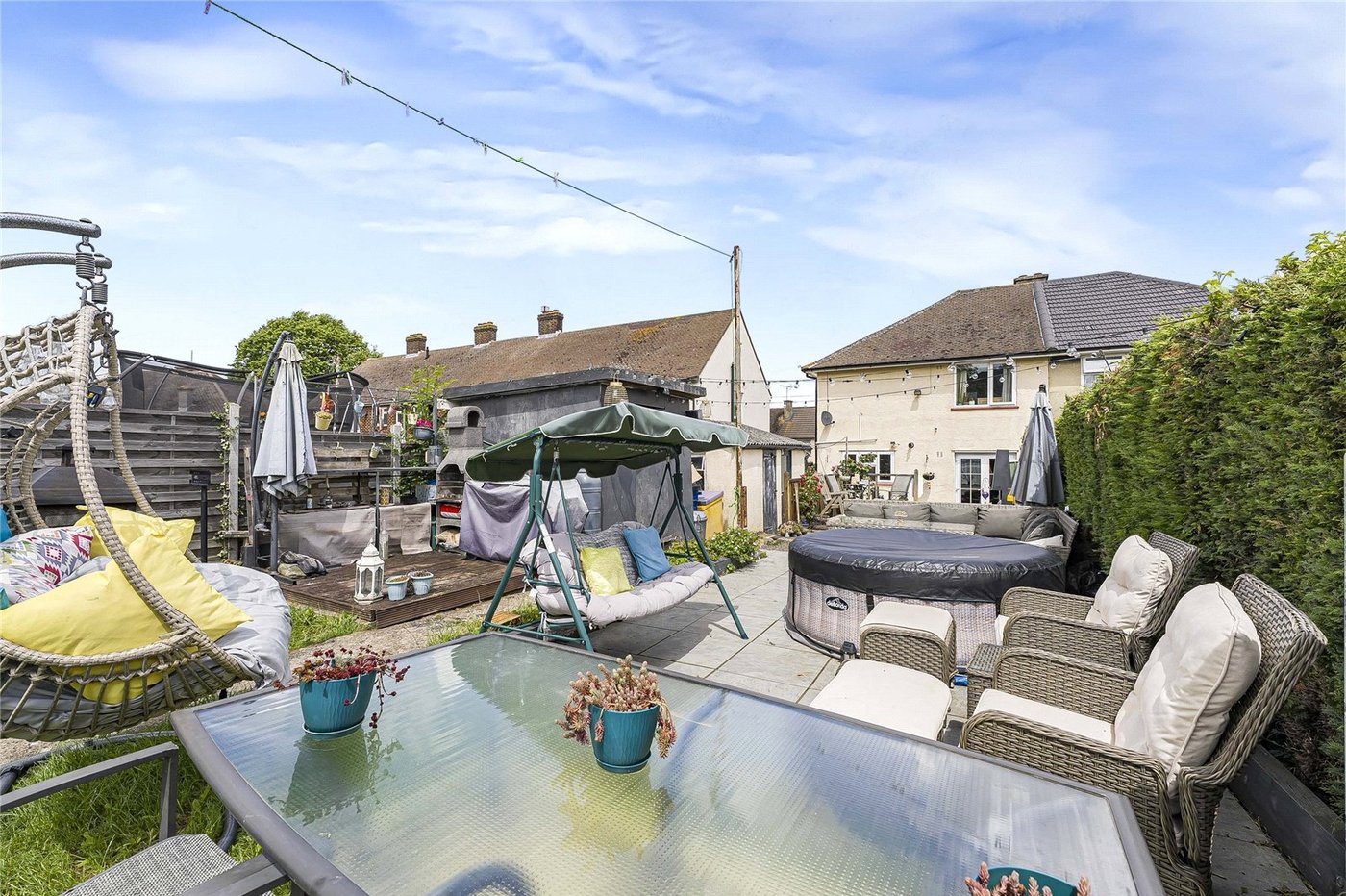 3 bedroom house for sale in Swanscombe | Robinson Jackson