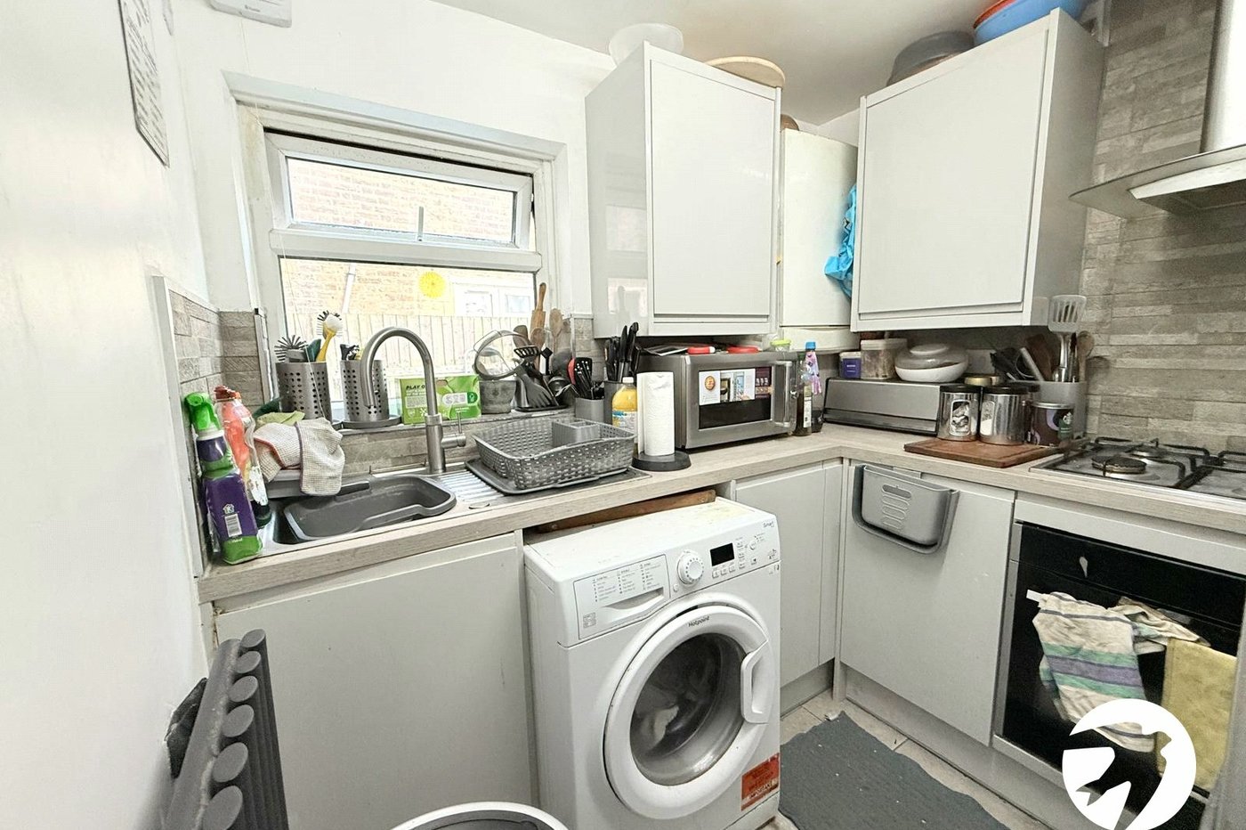 2 bedroom property for sale in London | Robinson Jackson