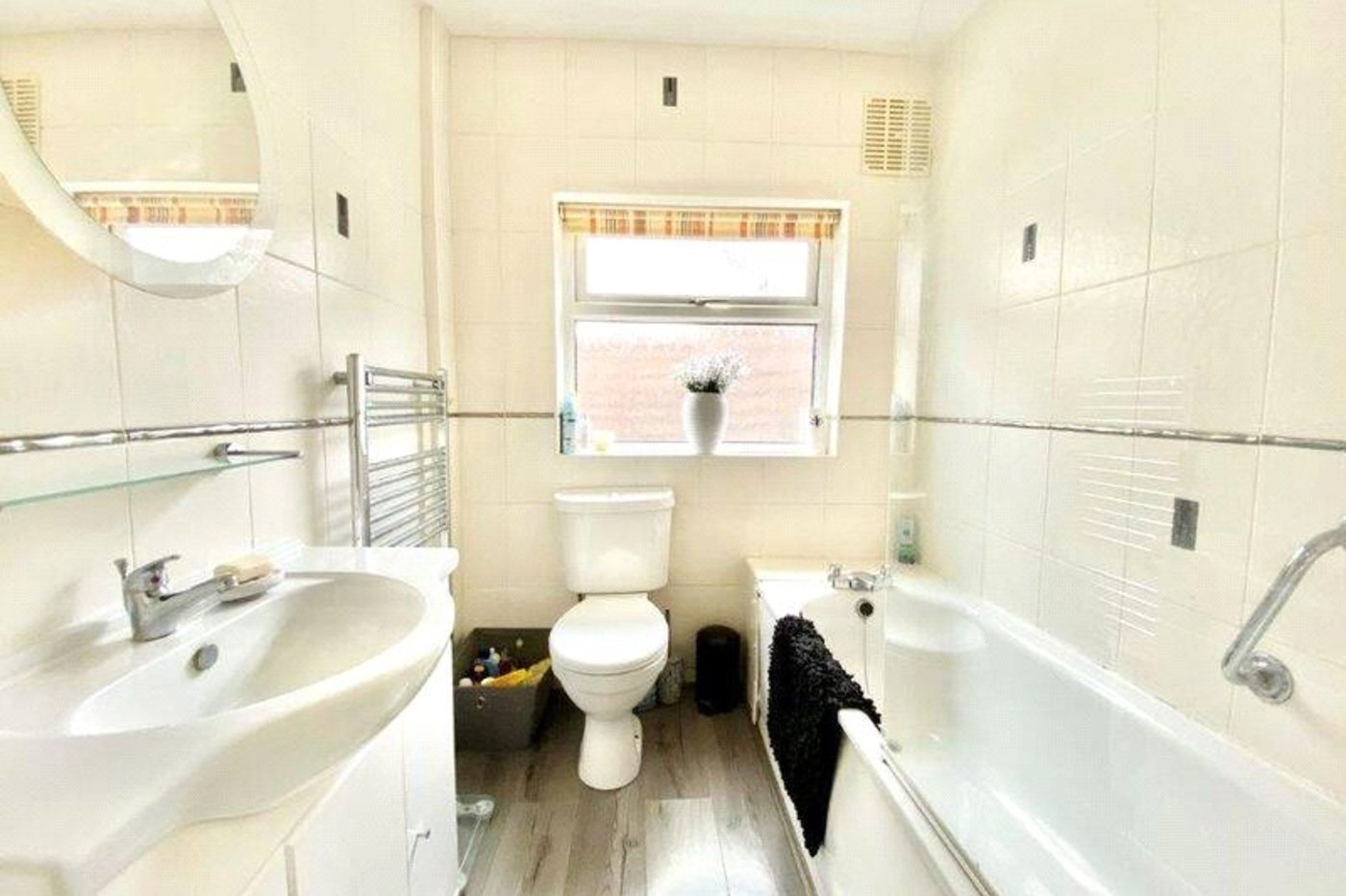 3 bedroom bungalow for sale in Bexley | Robinson Jackson