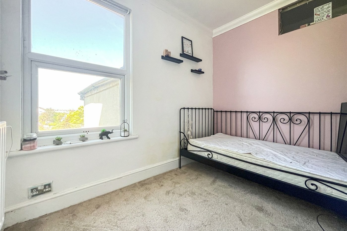 4 bedroom house for sale in Albany Road | Robinson Michael & Jackson