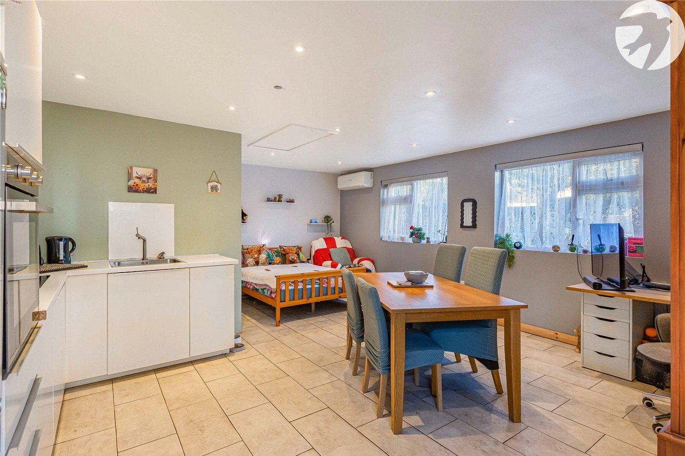 4 bedroom house for sale in Rochester | Robinson Michael & Jackson