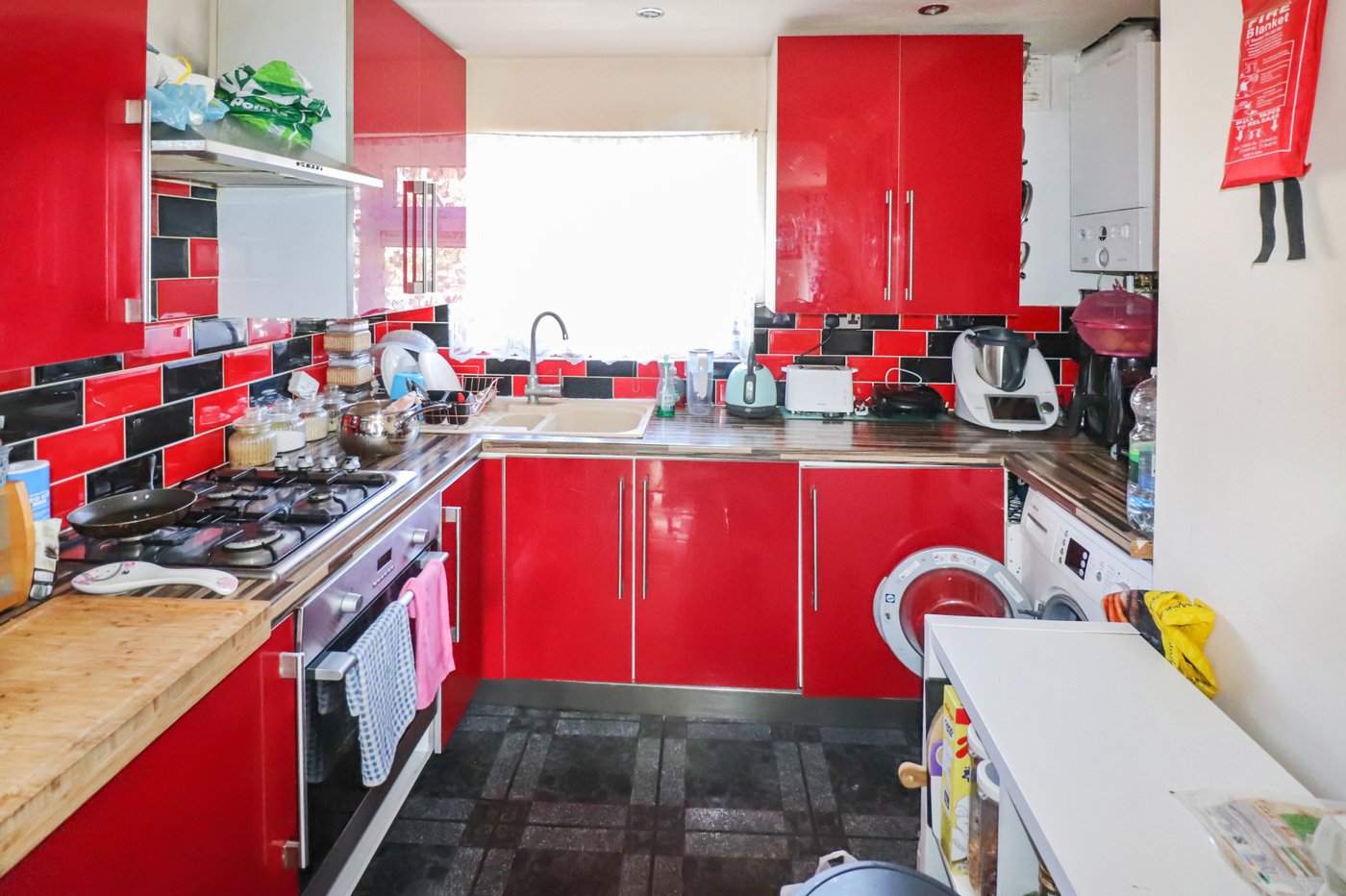 3 bedroom property for sale in Belvedere | Robinson Jackson