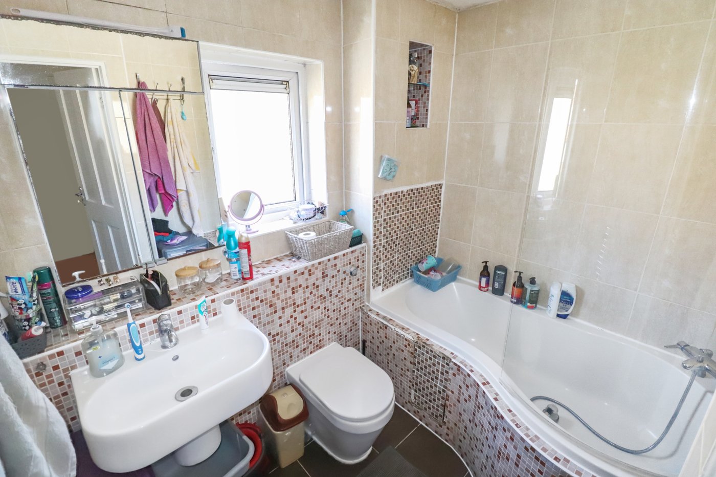 3 bedroom property for sale in Belvedere | Robinson Jackson