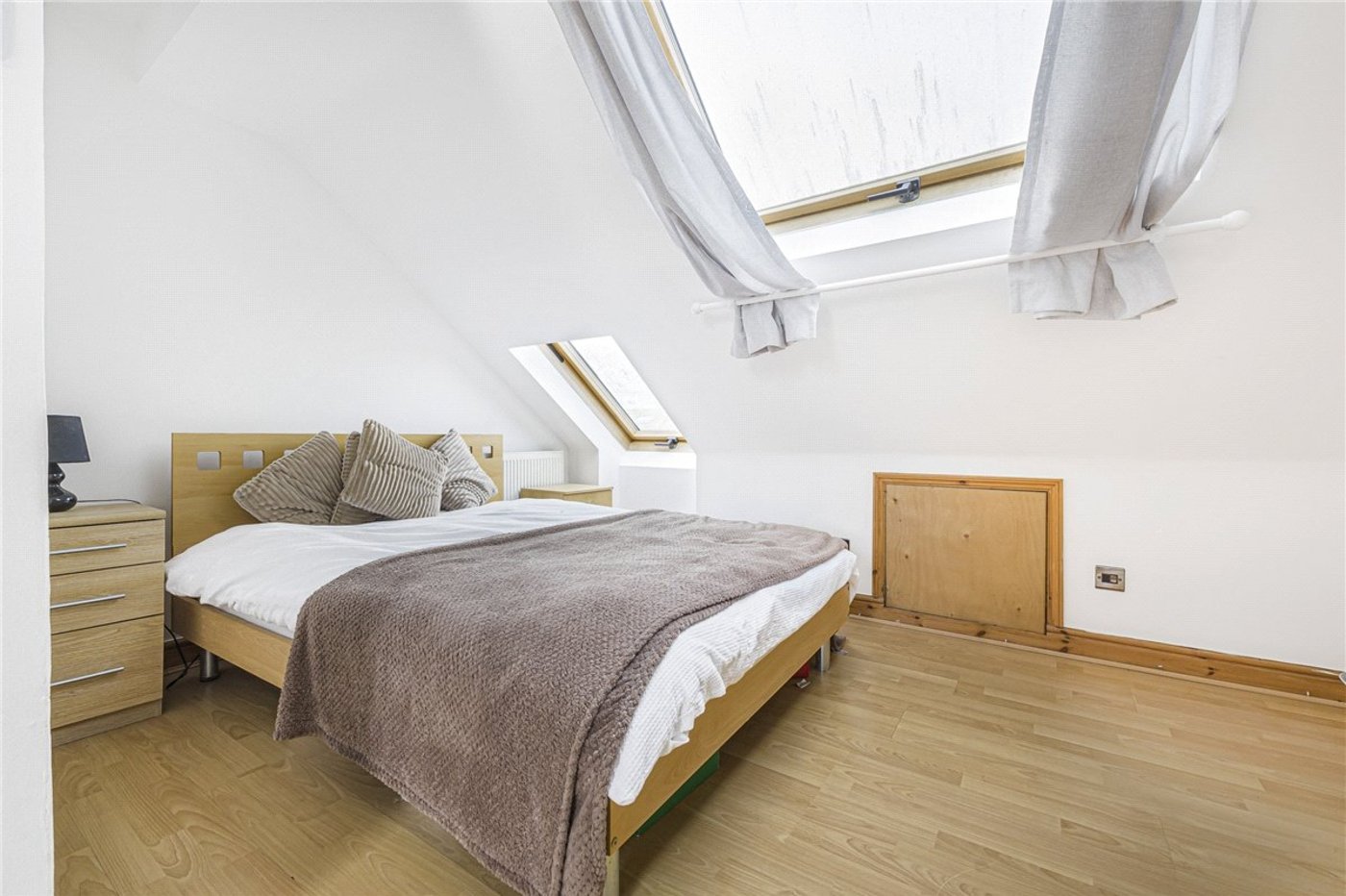 4 bedroom house for sale in Bromley | Robinson Jackson