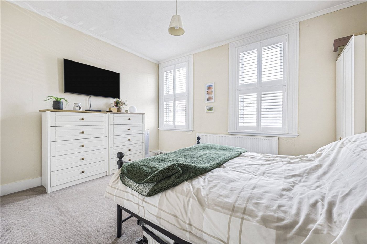 4 bedroom house for sale in Bromley | Robinson Jackson