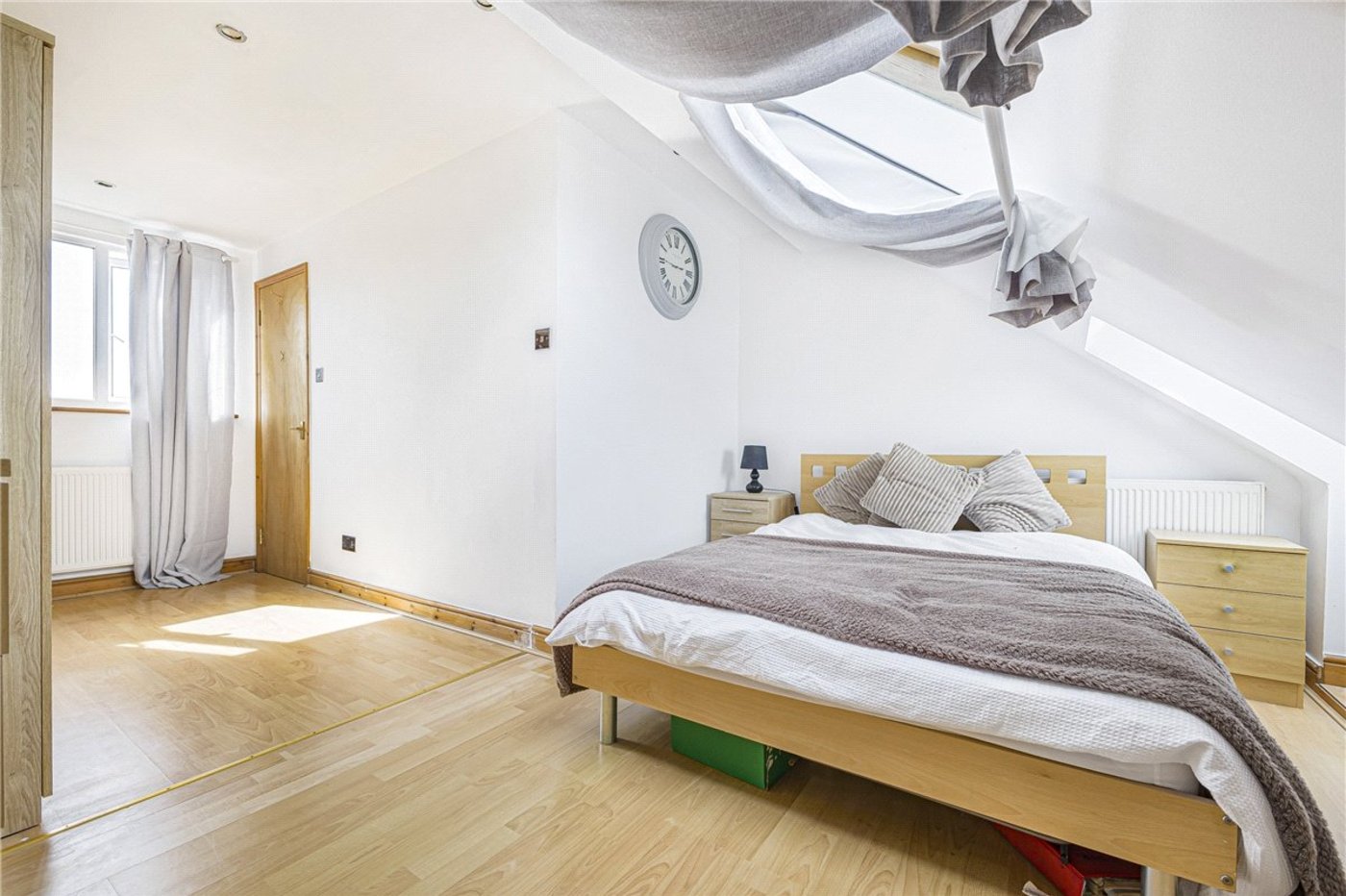 4 bedroom house for sale in Bromley | Robinson Jackson