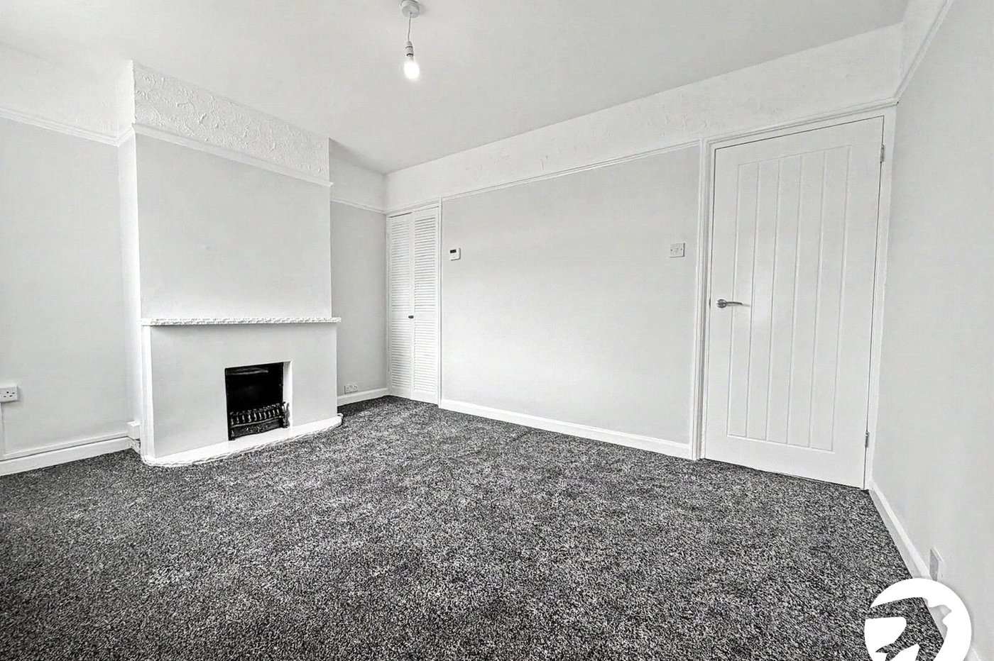 2 bedroom house for sale in Chatham | Robinson Michael & Jackson