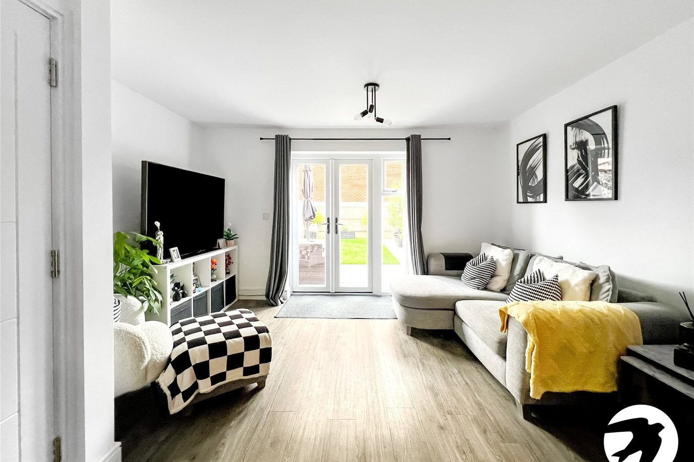 2 bedroom house for sale in Langley | Robinson Michael & Jackson