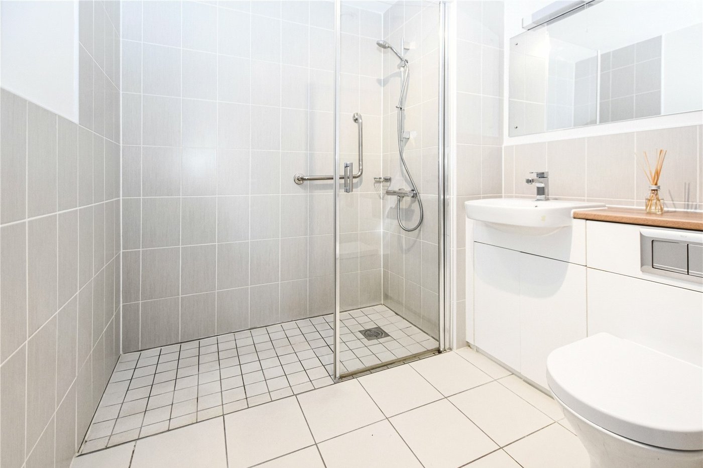 2 bedroom property for sale in Bexleyheath | Robinson Jackson