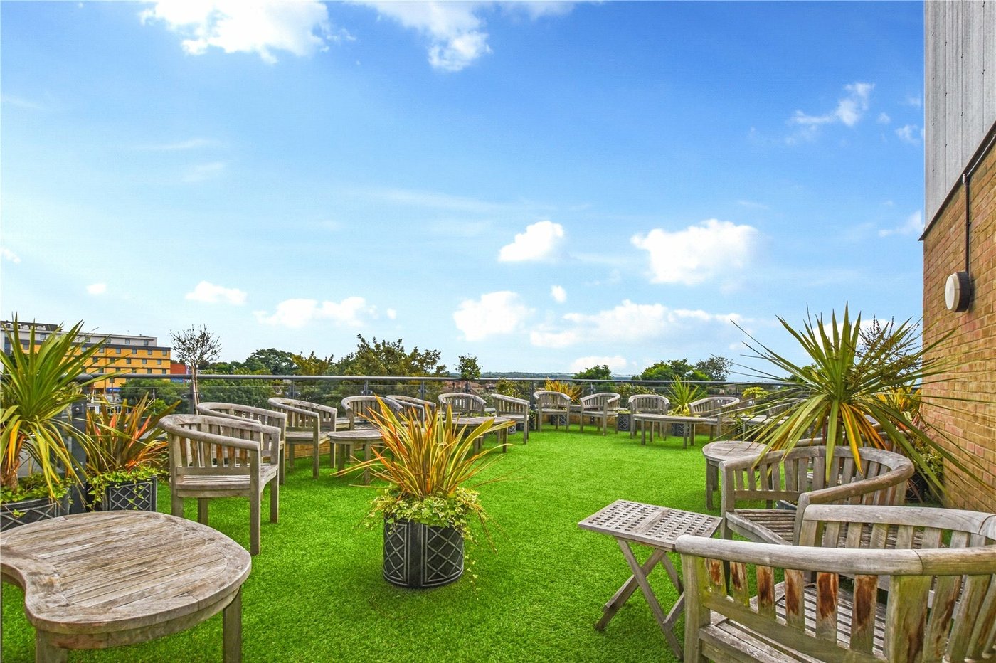 2 bedroom property for sale in Bexleyheath | Robinson Jackson