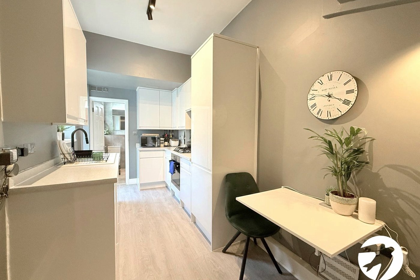 1 bedroom property for sale in London | Robinson Jackson