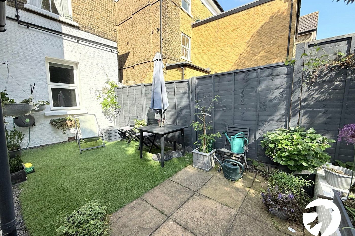 1 bedroom property for sale in London | Robinson Jackson
