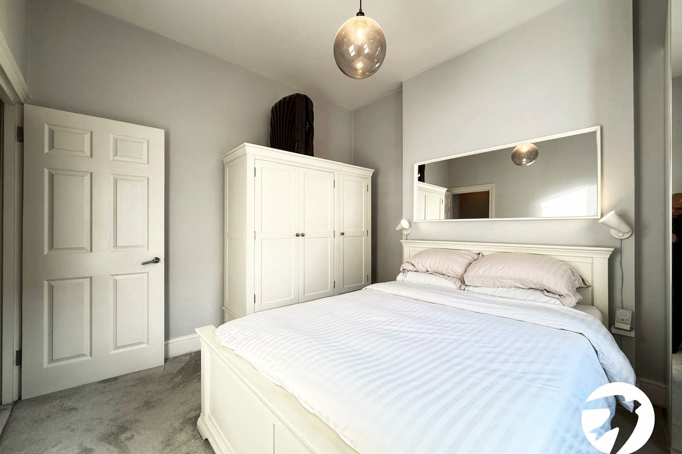 1 bedroom property for sale in London | Robinson Jackson