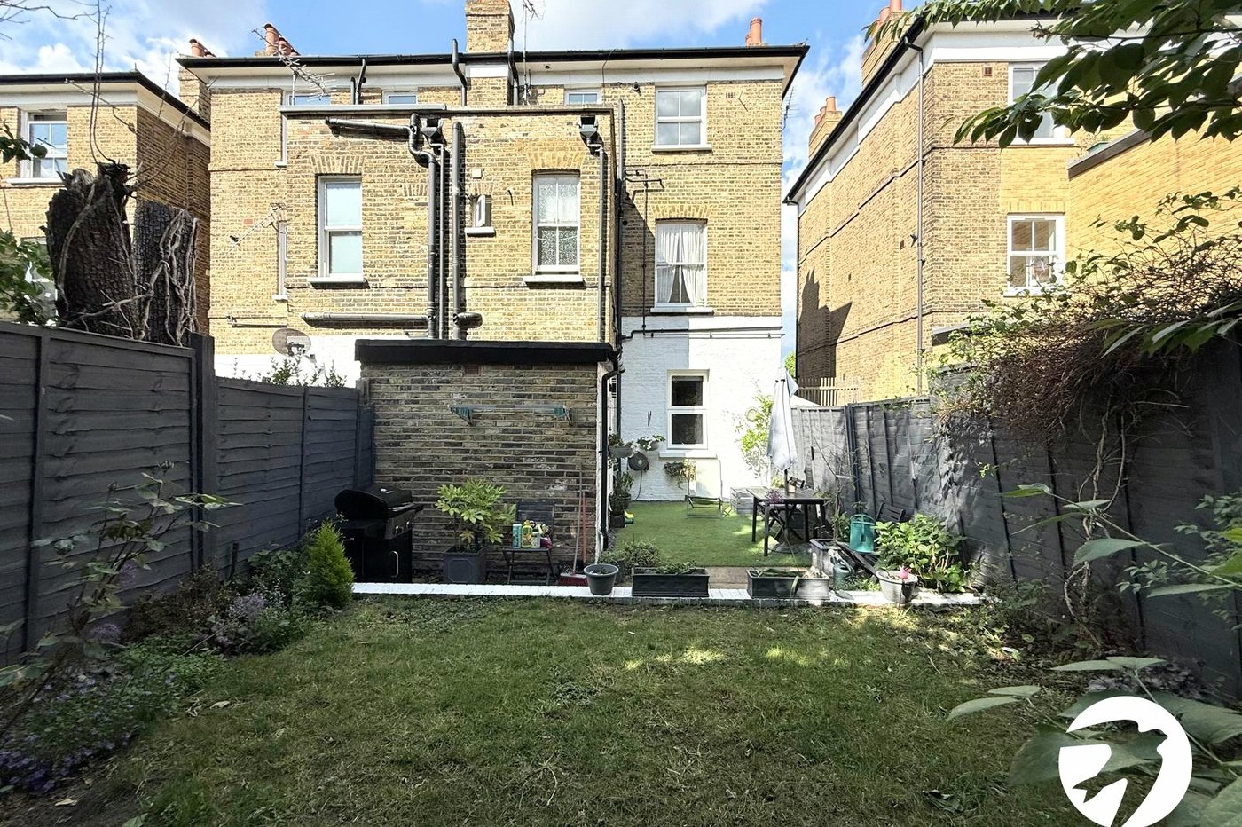 1 bedroom property for sale in London | Robinson Jackson