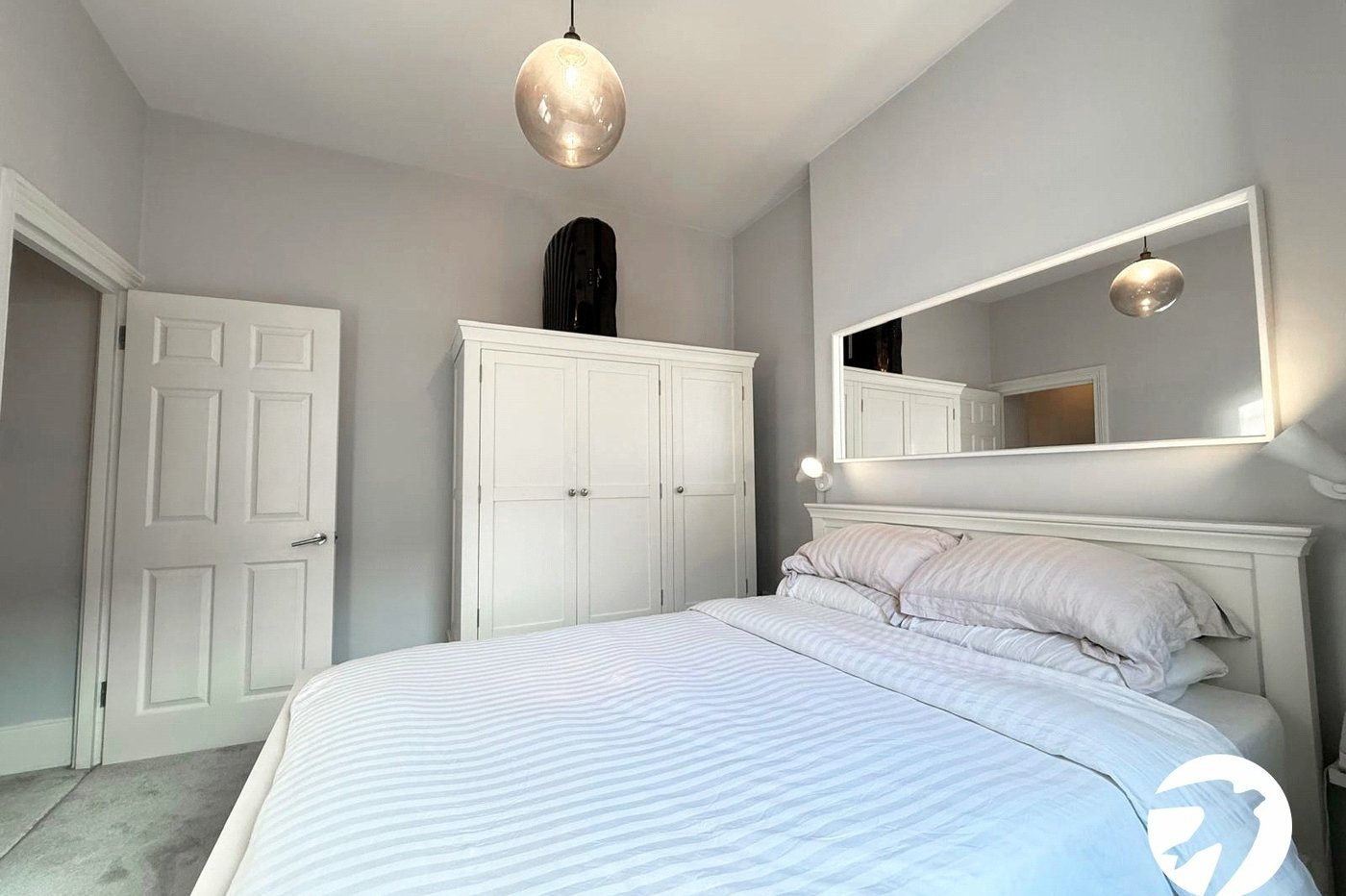 1 bedroom property for sale in London | Robinson Jackson
