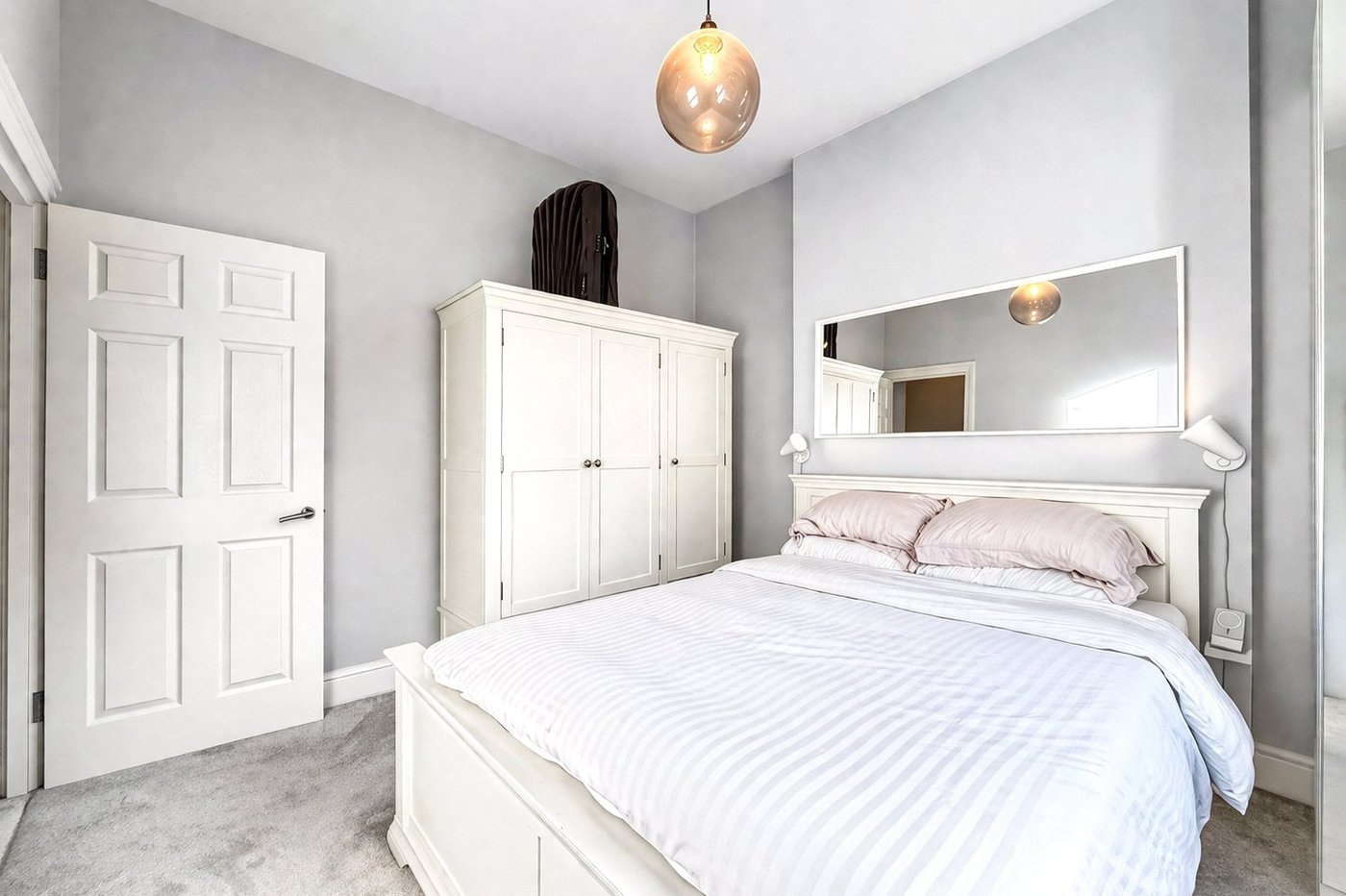 1 bedroom property for sale in London | Robinson Jackson