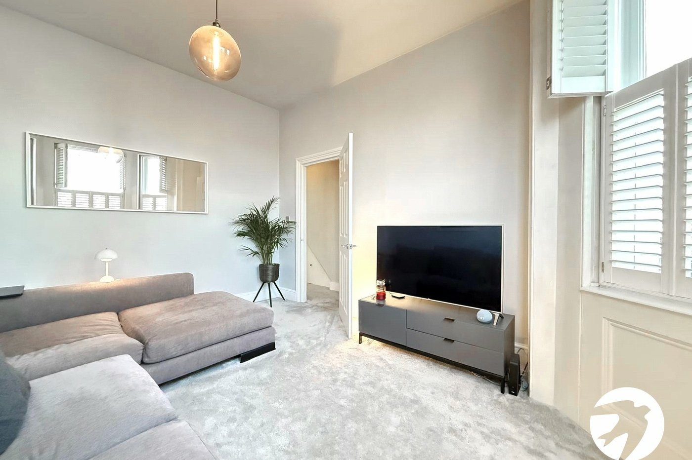 1 bedroom property for sale in London | Robinson Jackson