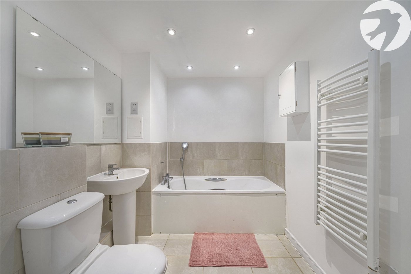 2 bedroom property for sale in Crayford | Robinson Jackson