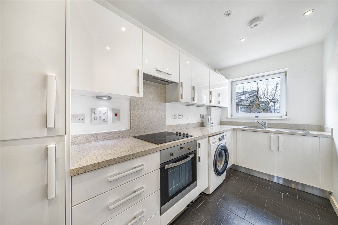 2 bedroom property for sale in Crayford | Robinson Jackson