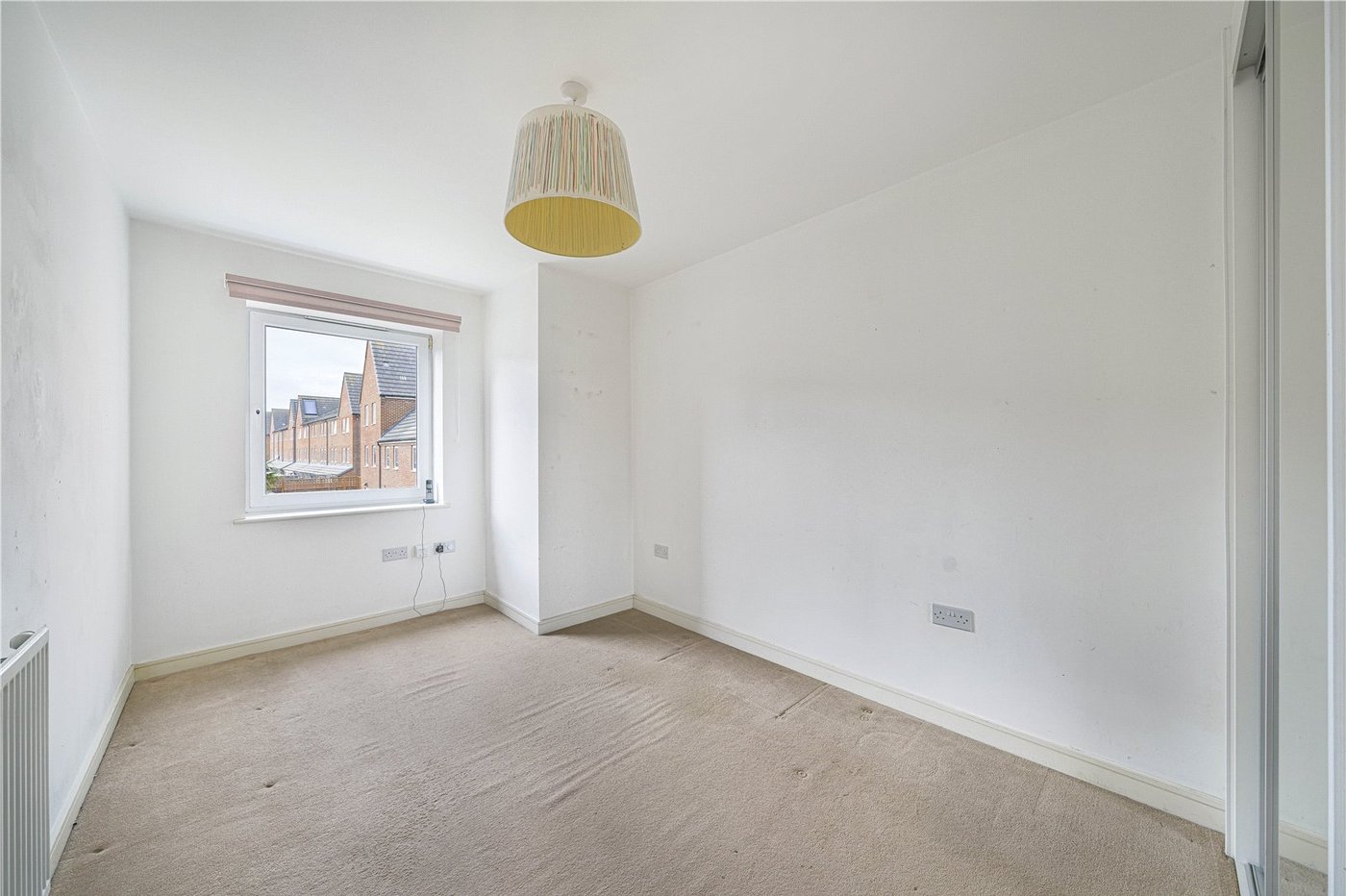 2 bedroom property for sale in Crayford | Robinson Jackson