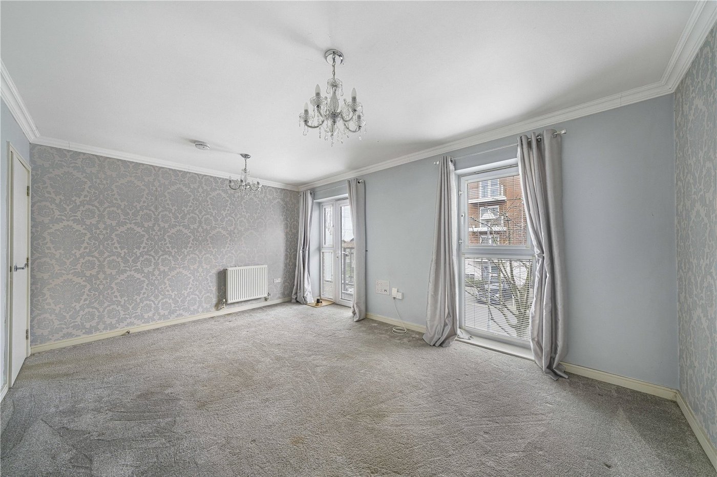 2 bedroom property for sale in Crayford | Robinson Jackson