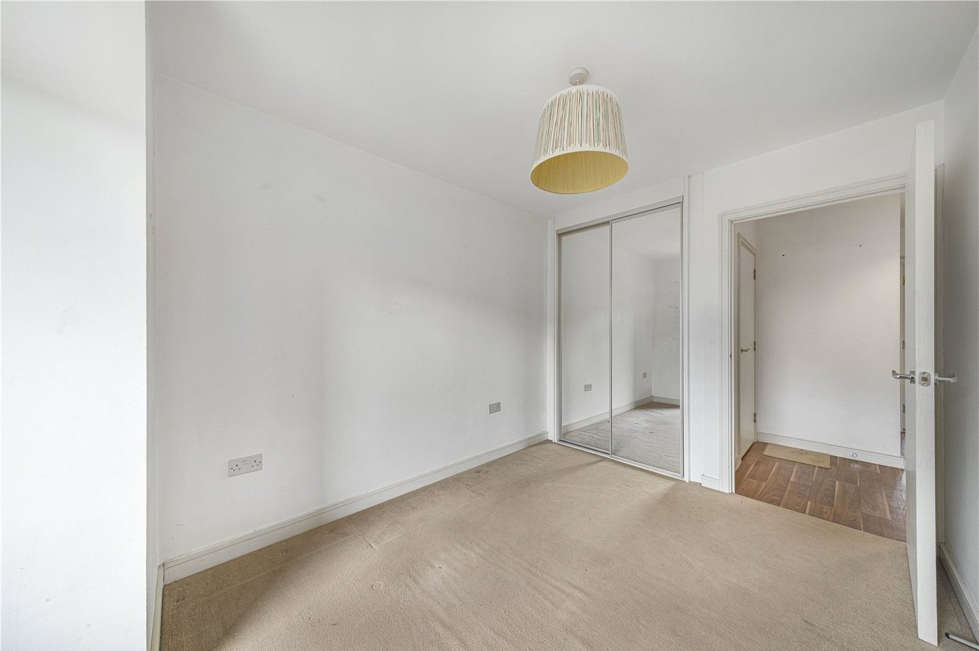 2 bedroom property for sale in Crayford | Robinson Jackson