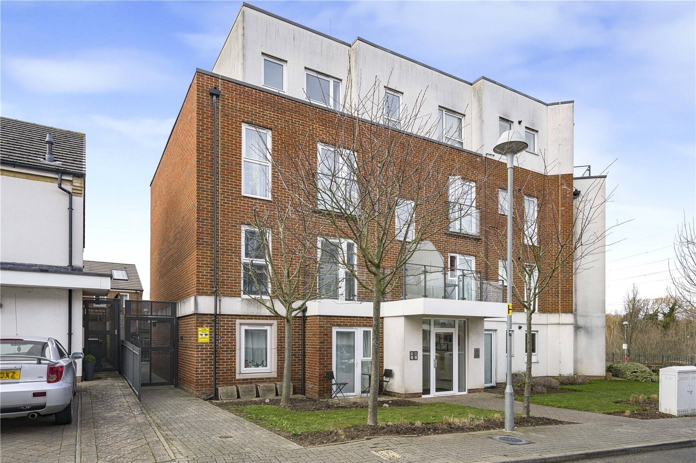 2 bedroom property for sale in Crayford | Robinson Jackson