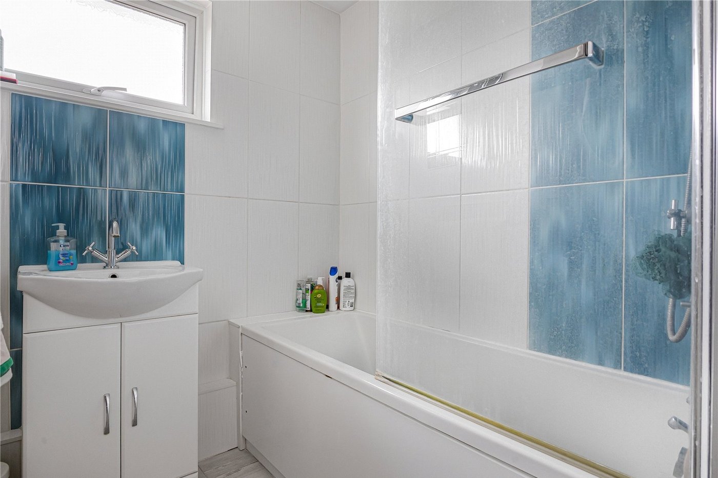 2 bedroom house for sale in Swanley | Robinson Jackson
