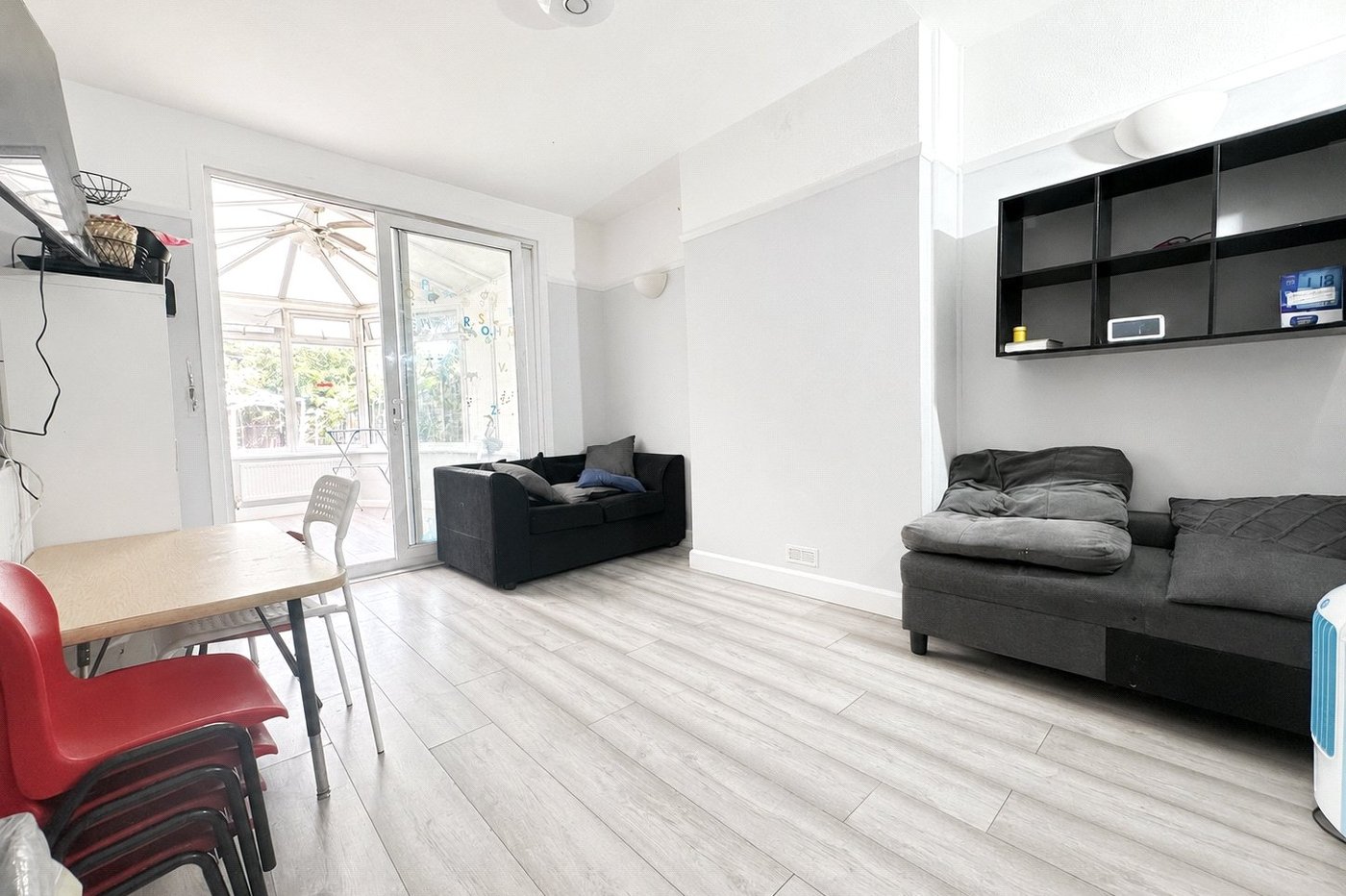 3 bedroom house for sale in London | Robinson Jackson
